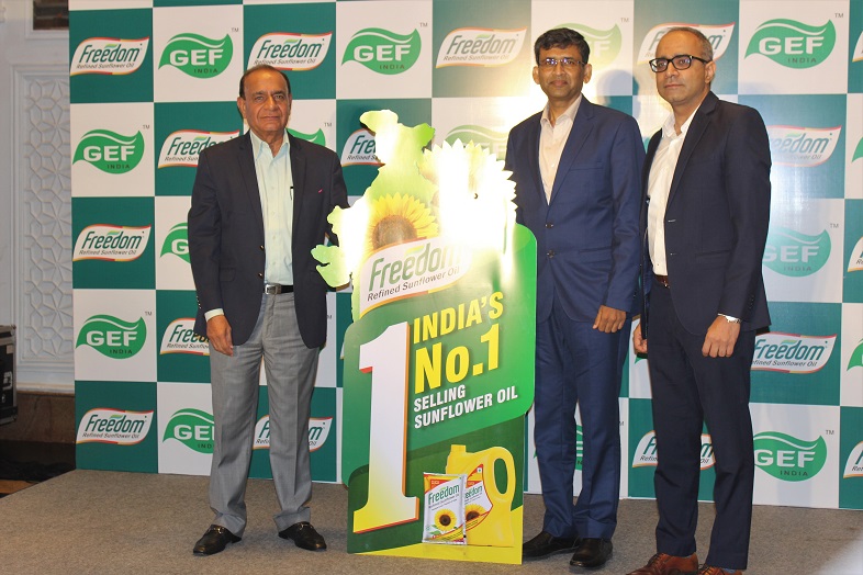 Freedom Refined Sunflower Oil the No.1 Brand in INDIA in Sunflower Oil Category 2