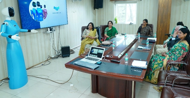 Indus International School introduces India’s first Teaching Robot - ‘Eagle’, at its schools!