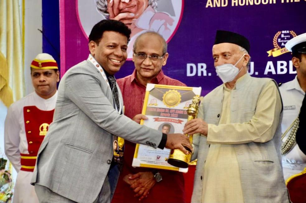 Dr Mohammed khan received the 14th Bharat Ratna Dr A P J Abdul kalam award 2022