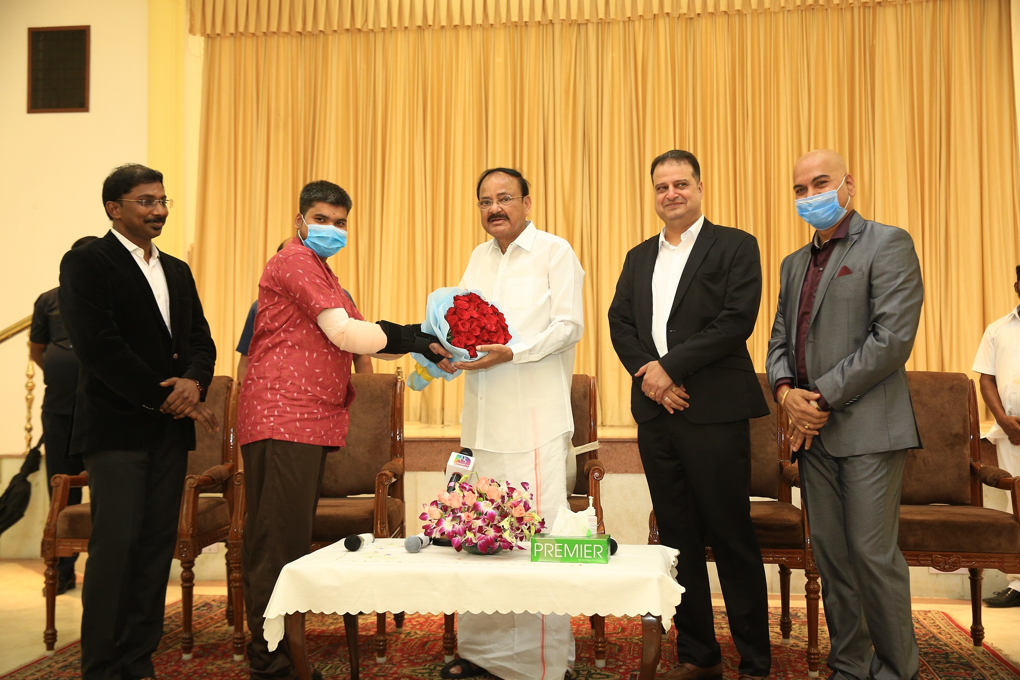 GGHC - Case of hand transplant