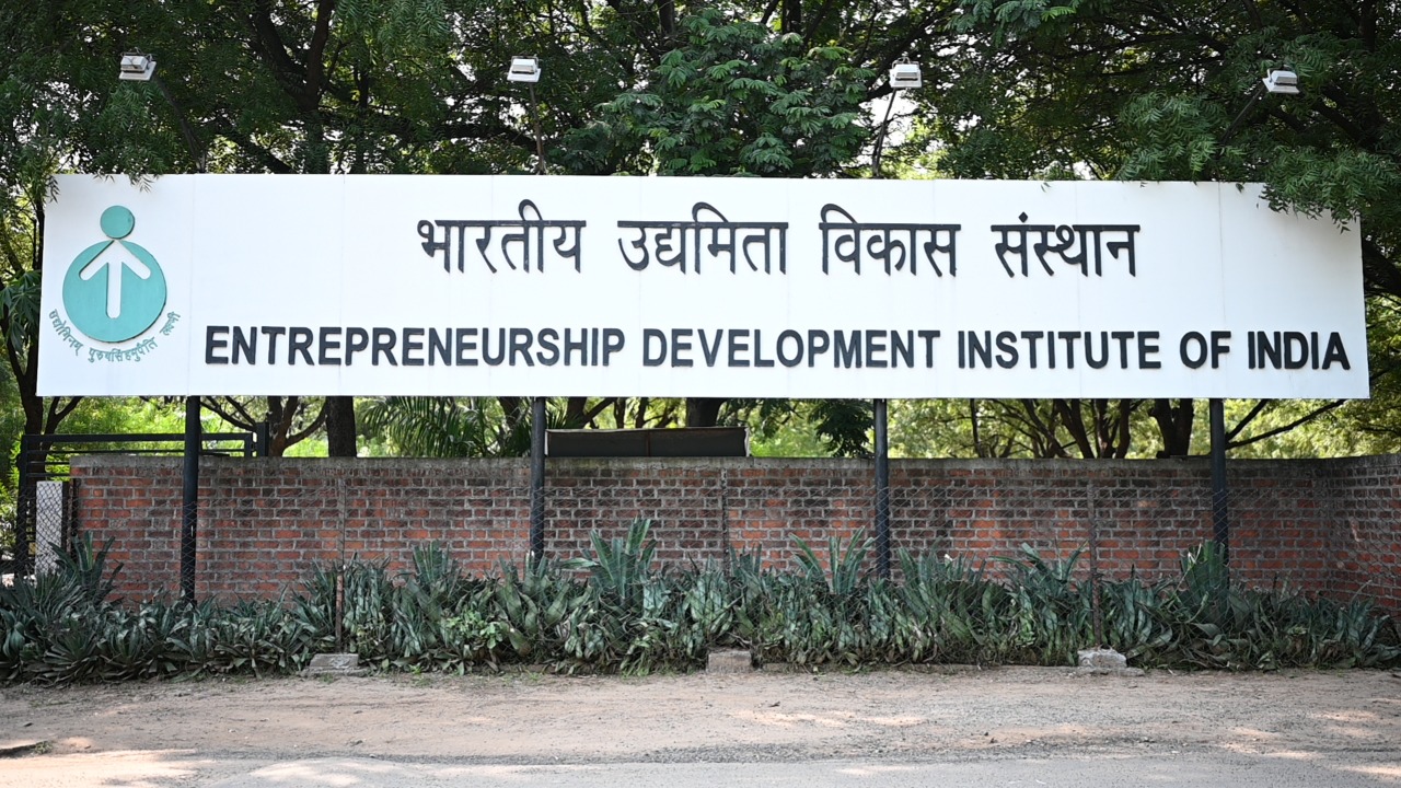 EDII to join hands with corporates in creating 10,000 women-led green businesses in 100 districts in 1000 days