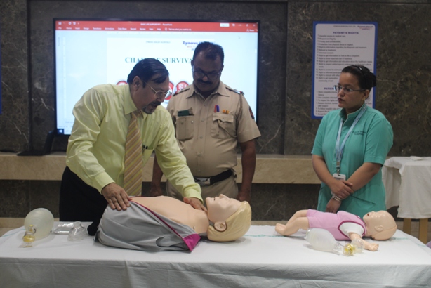 Zynova Shalby Hospitals celebrates World Heart Day by training Policemen on how to save life by CPR Procedure