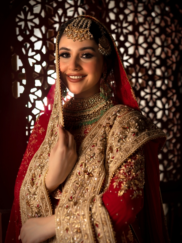 5 Types of bridal lehenga to look like a royal bride
