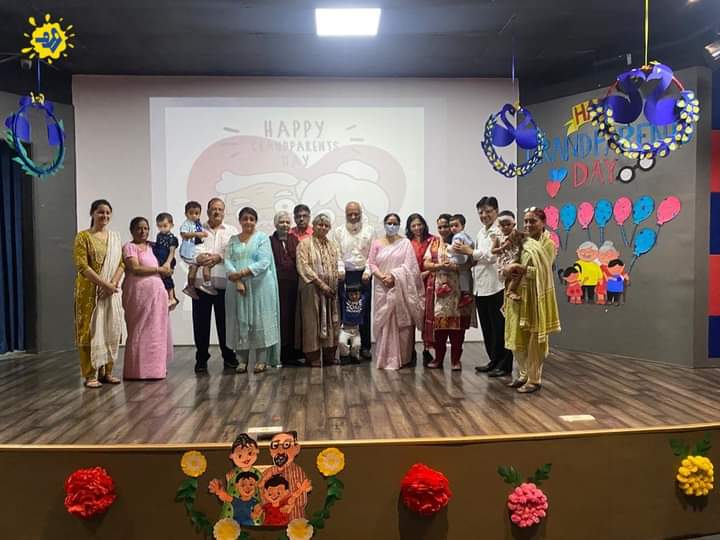 Tiny Tots Celebrate Grandparents’ Day at TSWY