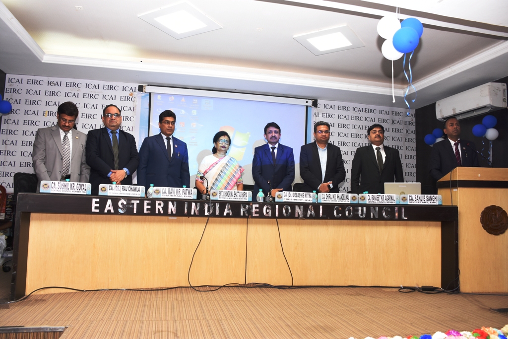 Hon’ble Minister Smt. Chandrima Bhattacharya graced the flag-off ceremony of MSME Yatra in Kolkata an initiative of ICA