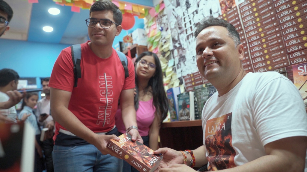 Amish Tripathi launches his new book ‘War of Lanka’ at Pacific Mall NSP Pitampura