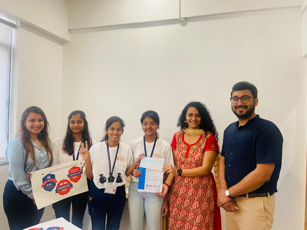 Vaishnavi Deokar, Sanika Sadashiv Pawale, Vedanti Bachchuwar. Students of MKSSS, Pune