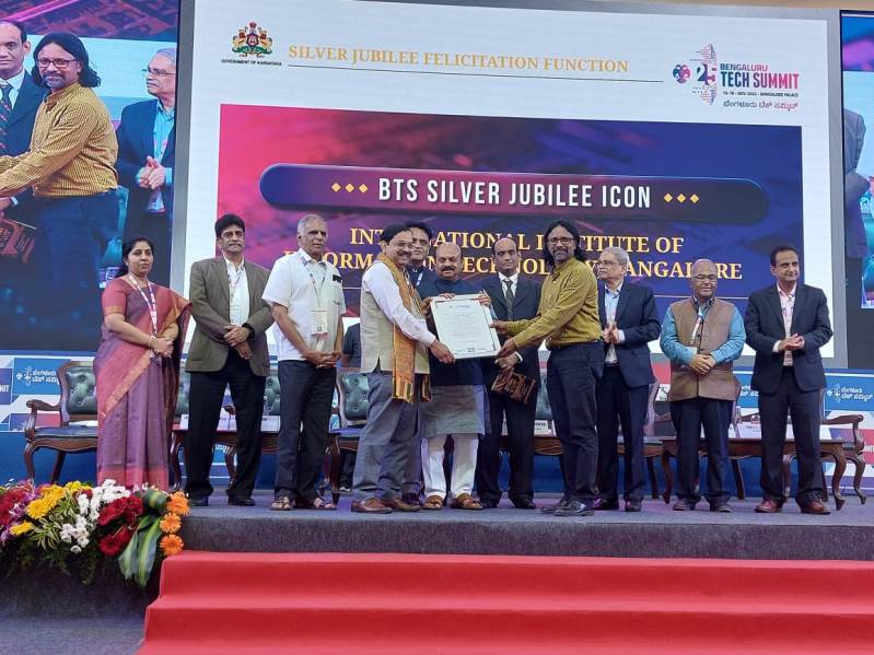 IIIT Bangalore Bestowed Silver Jubilee Icon Award at the Bengaluru Tech Summit 2022